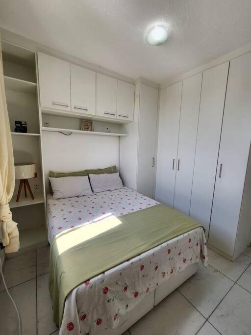 Apto Completo Com Garagem *